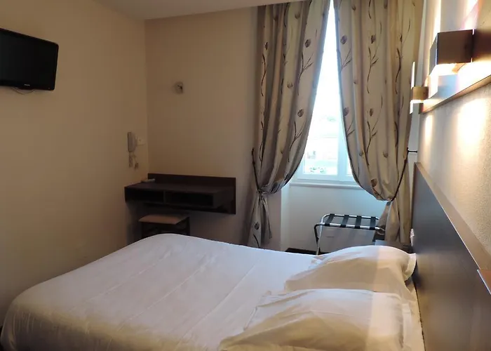 فندق De France اسباليون